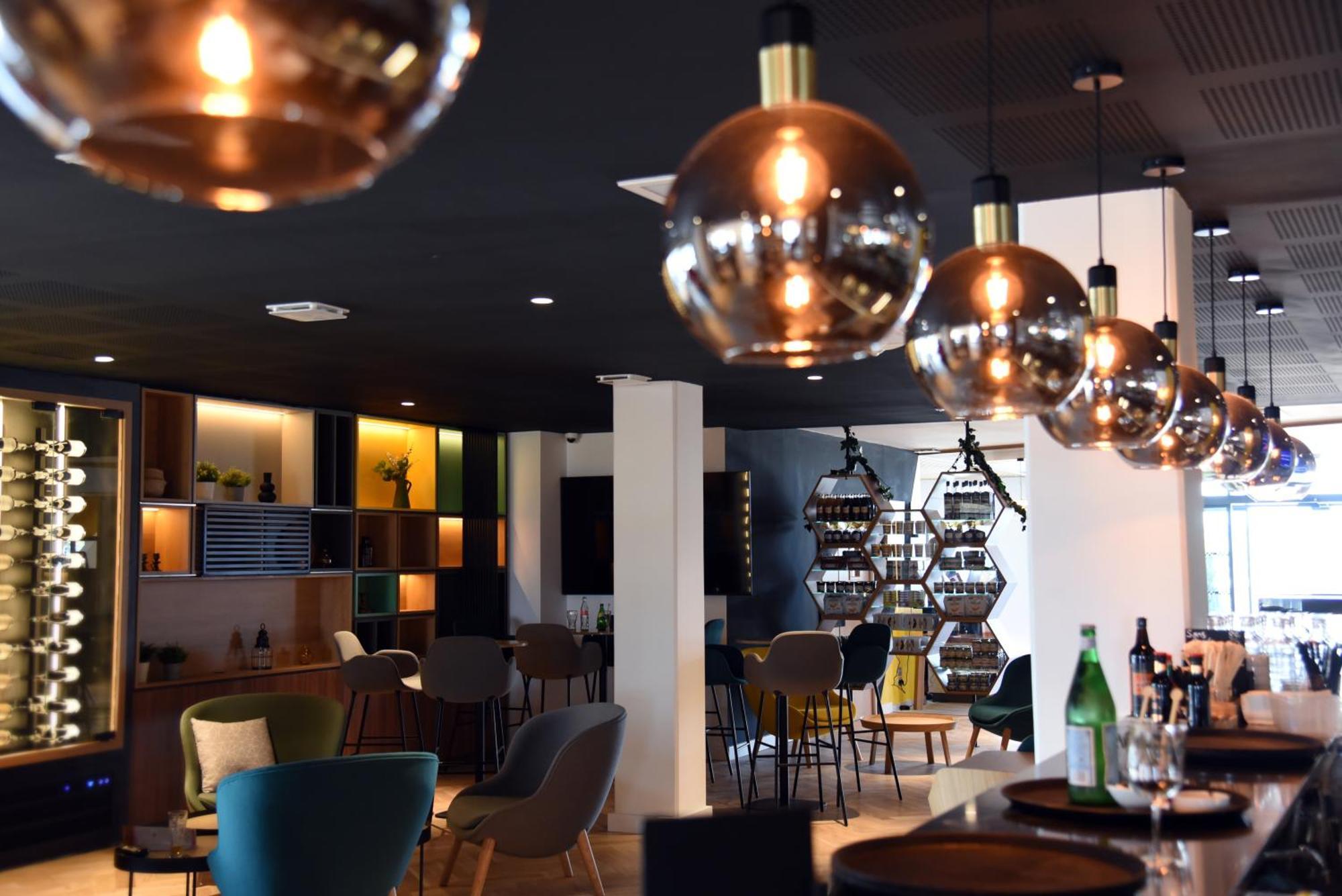 Holiday Inn Dijon Sud - Longvic By Ihg Exterior photo