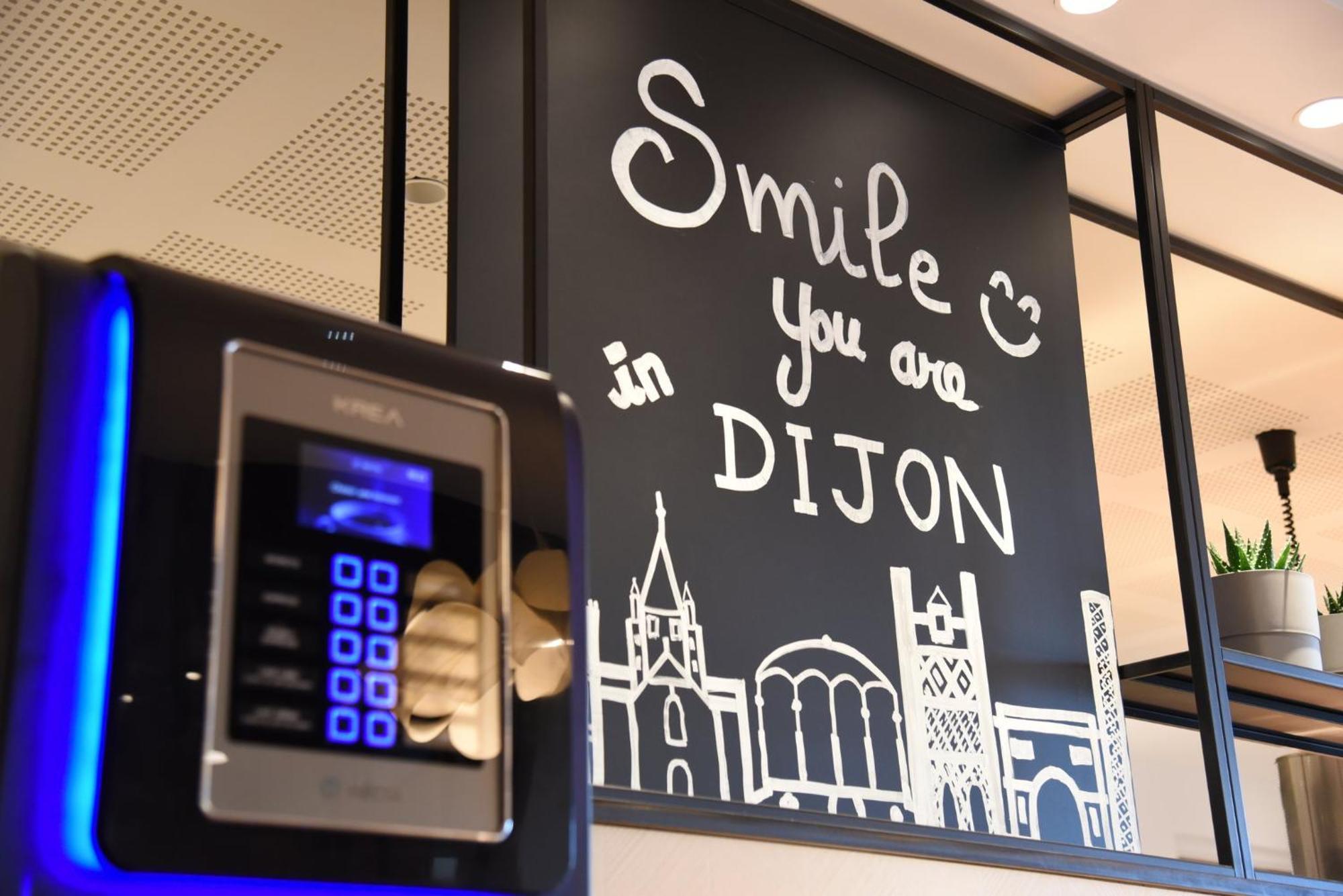 Holiday Inn Dijon Sud - Longvic By Ihg Exterior photo